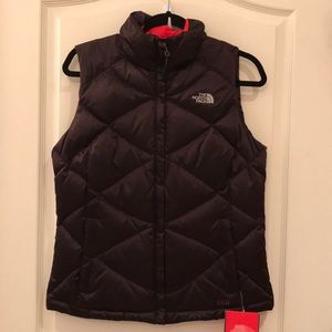 ⭐️NWT⭐️Women’s NorthFace Vest
